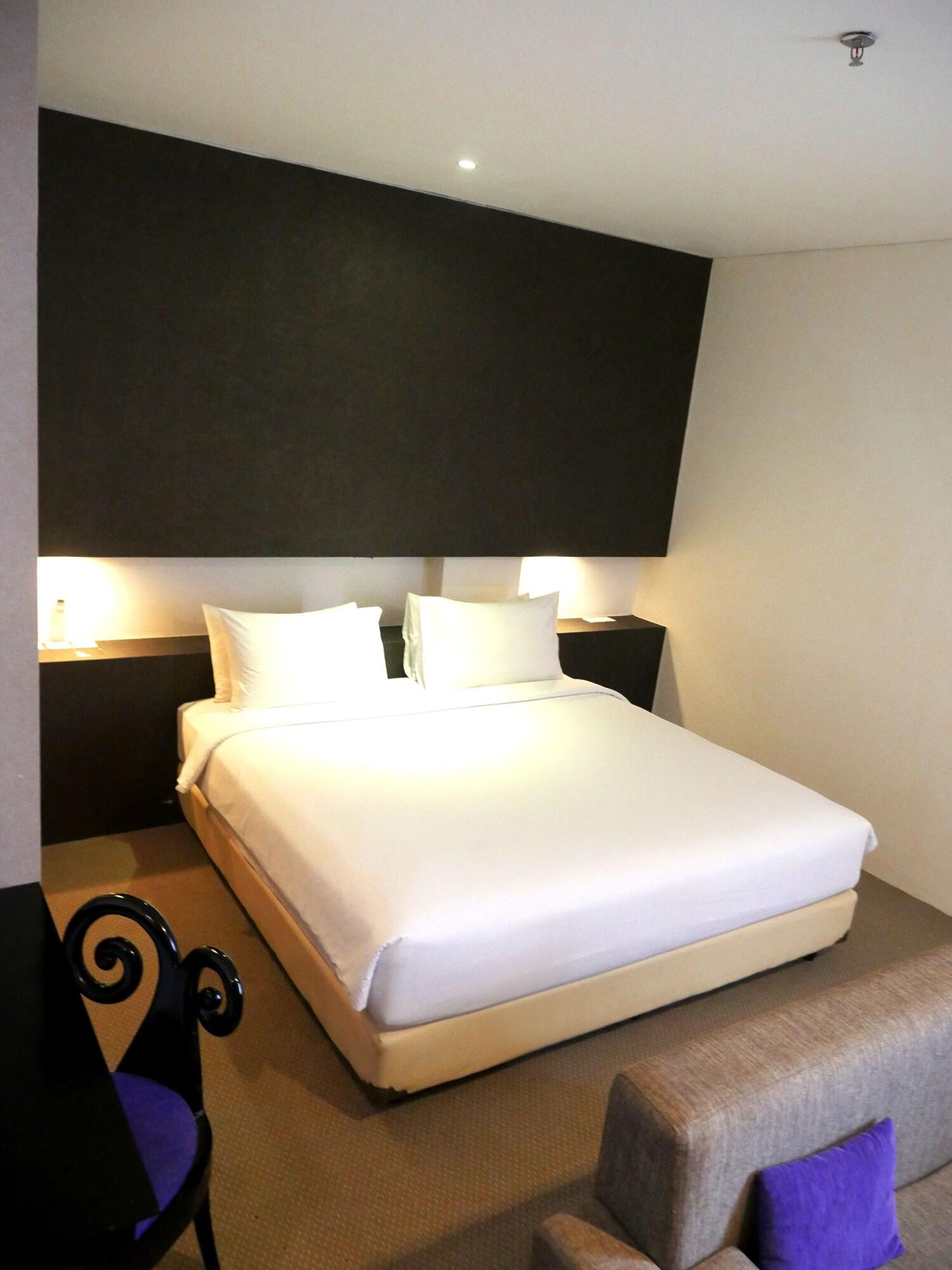 Yasmin Hotel Karawaci Tangerang Luaran gambar
