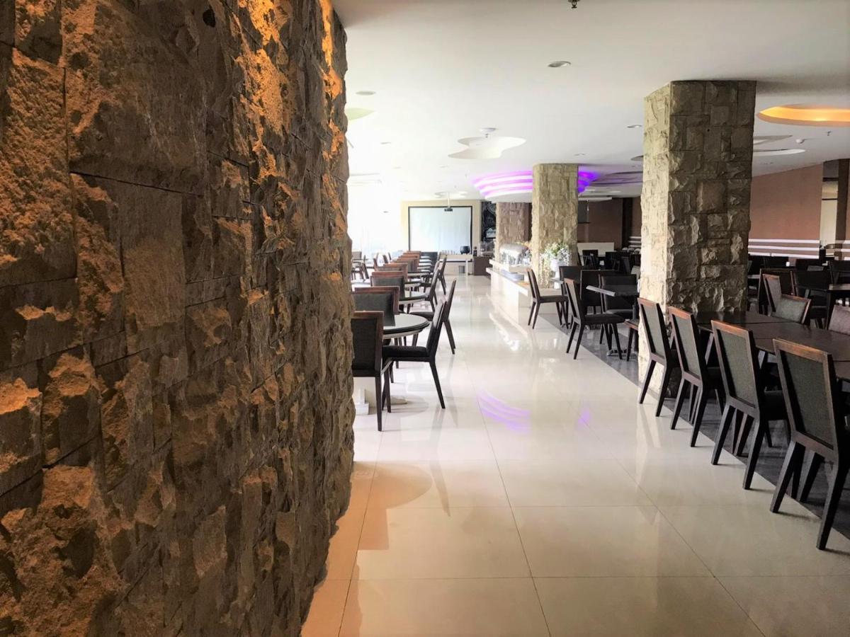 Yasmin Hotel Karawaci Tangerang Luaran gambar
