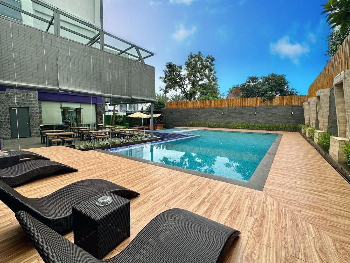 Yasmin Hotel Karawaci Tangerang Luaran gambar