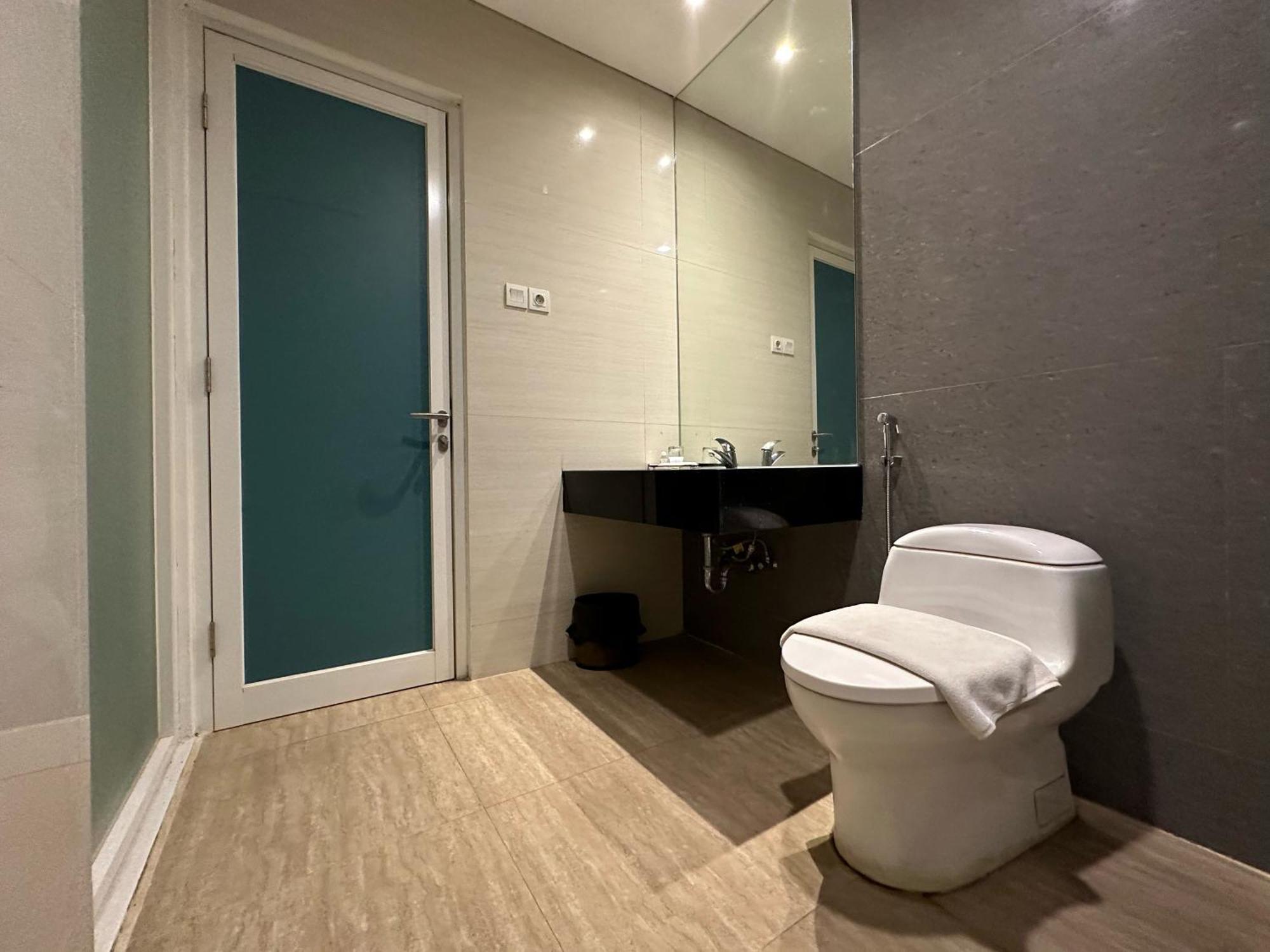 Yasmin Hotel Karawaci Tangerang Luaran gambar