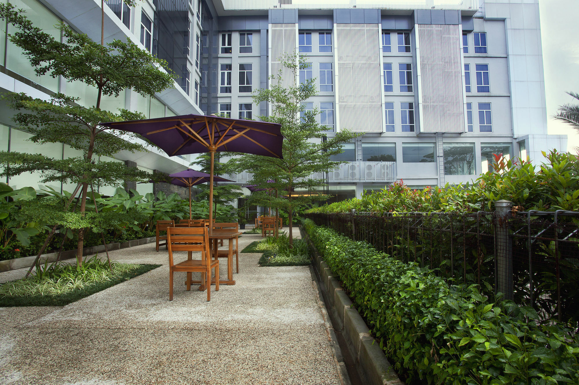 Yasmin Hotel Karawaci Tangerang Luaran gambar